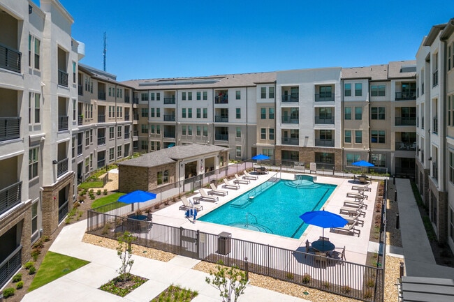 Mariposa Communications Parkway 55+ Apartment Homes