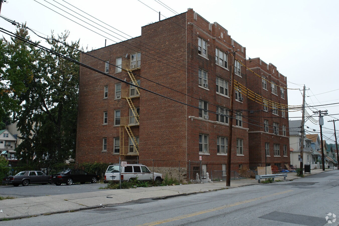 Photo - 637-643 Van Cortlandt Pk Ave Apartments