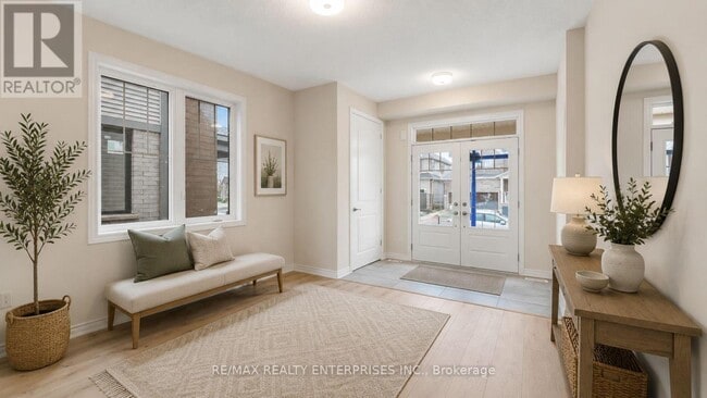 Photo - 1114 Denton Dr