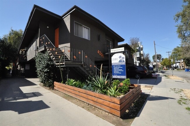 Building Photo - 4201 Arch Dr