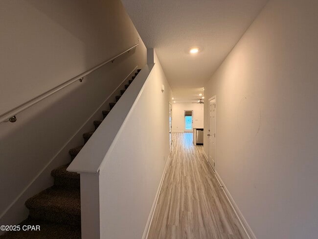 Photo - 544 Melrose Wy