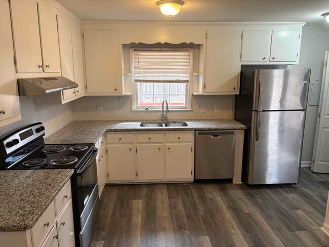 Photo - 720 Clarion Dr