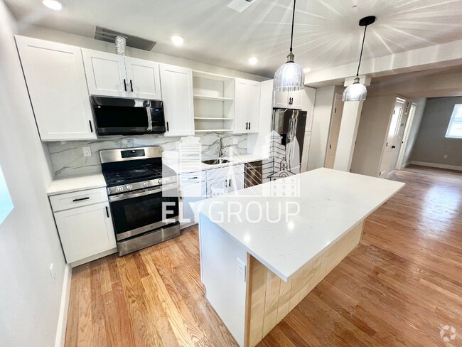 Building Photo - 33 Lincoln St Unit 31-1 Rental