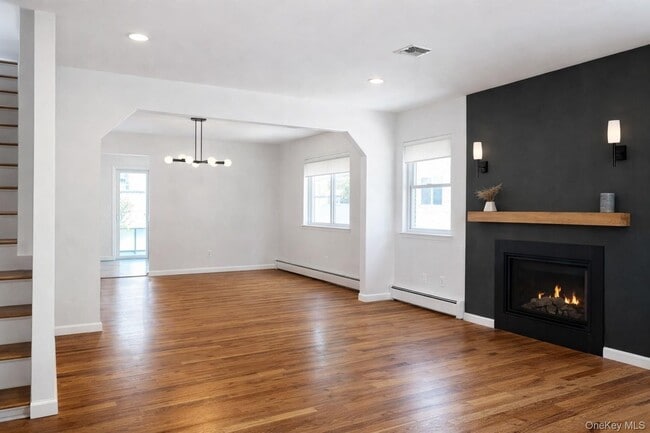 Photo - 146 Jefferson Ave Unit B