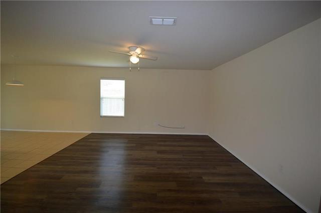 Photo - 1429 Raven Dr W House