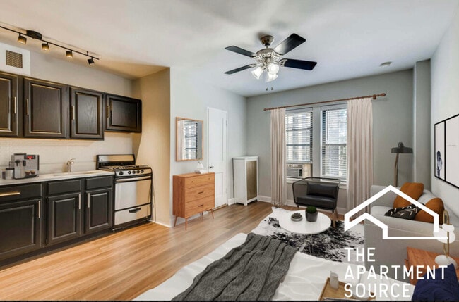 1136 N La Salle Dr