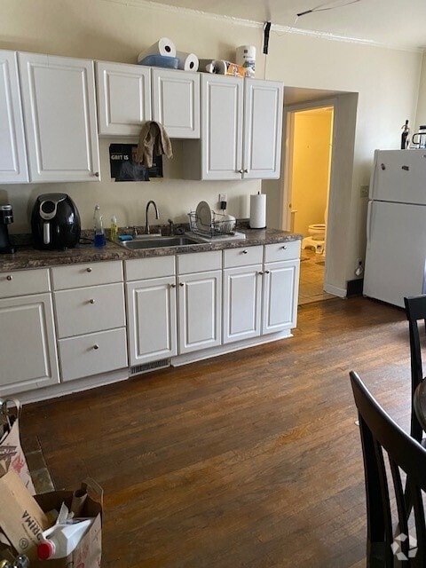 Building Photo - 252 Semple St Unit 252 Rental