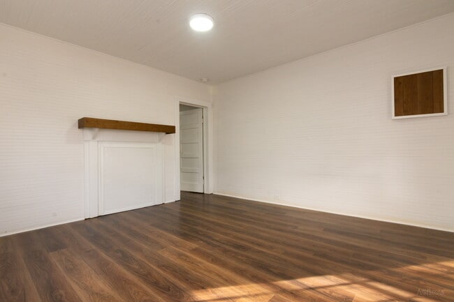 Photo - 1022 Kent St Unidad Kent St