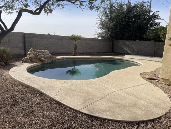 Photo - 24155 W Desert Bloom St