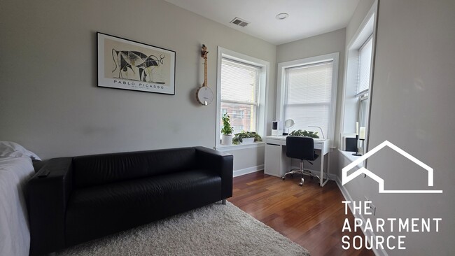 Photo - 2048 W Touhy Ave Unit 3