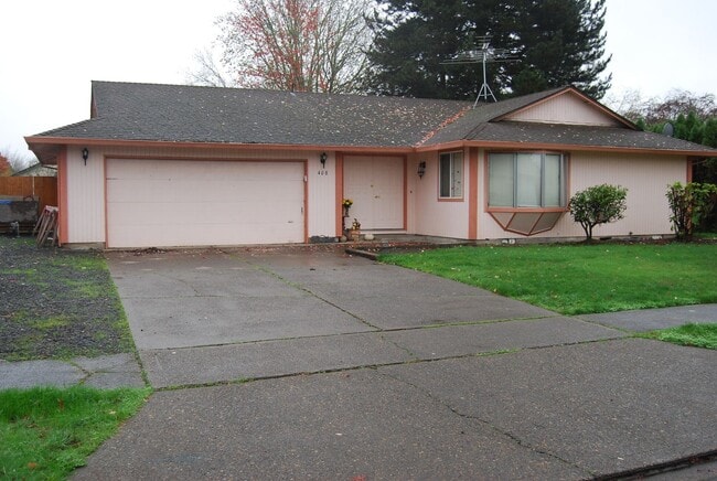 Photo - 3 Bedroom Home N side of Newberg