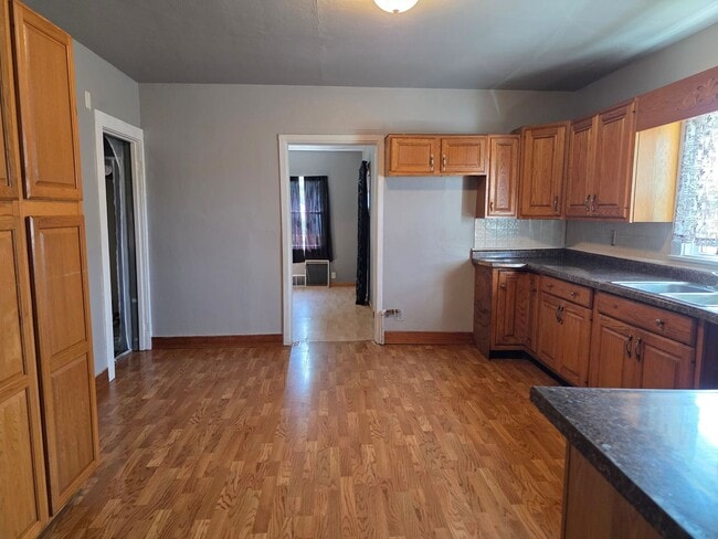 Photo - 1032 N Elmer St