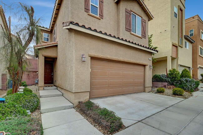 3819 Total Eclipse St