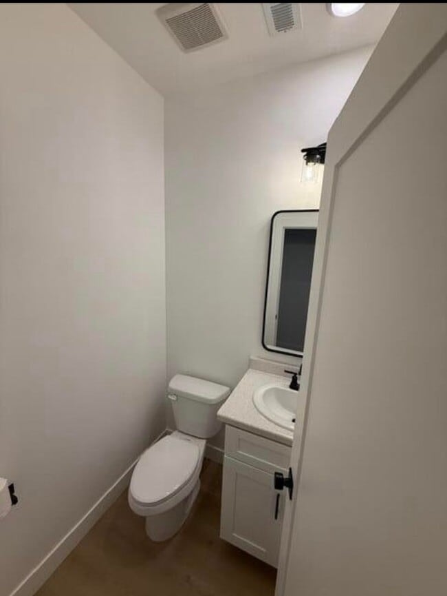 Photo - 1681 W 2925 N