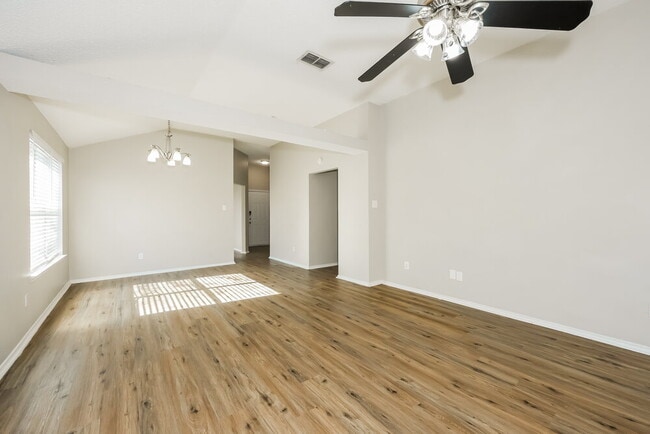 Photo - 2213 Whispering Wind St