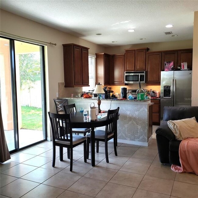 Photo - 2020 Leather Fern Dr
