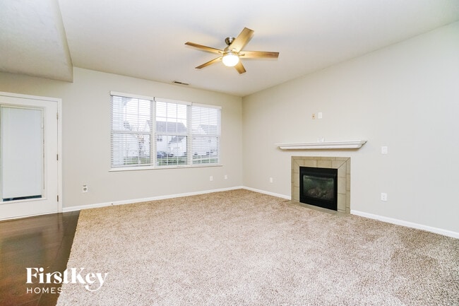 Photo - 4015 Peregrine Pass Dr