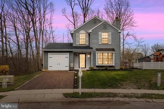 Photo - 7 Woodstream Ct House