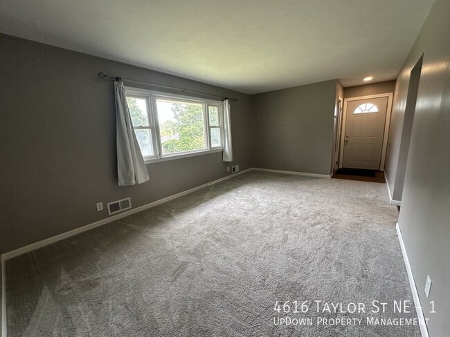 Photo - "Charming 2-Bed Hideaway in NE Minneapolis - Spacious 900 Sq. Ft. Comfort!"