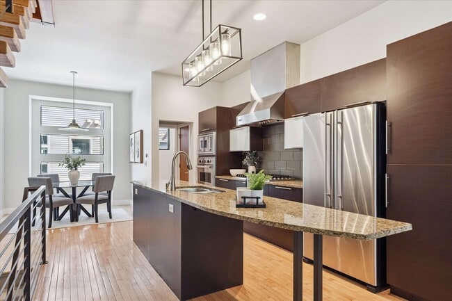 Photo - 2900 Inca St