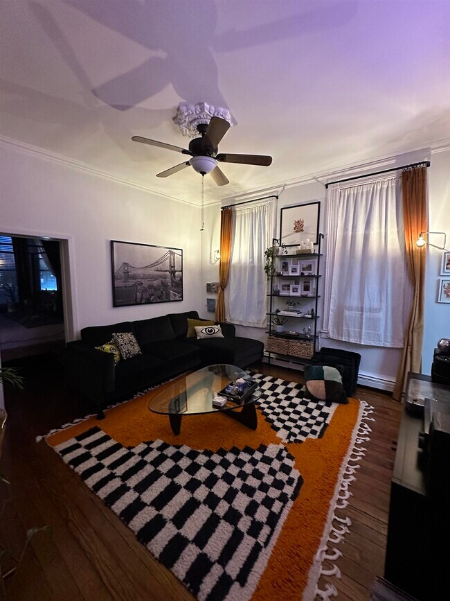 Photo - 106 Bowers St Unidad 1