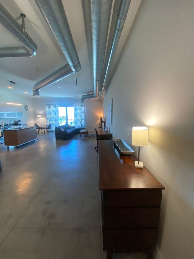 Photo - Stunning Fully Furnished Loft with Breatht...