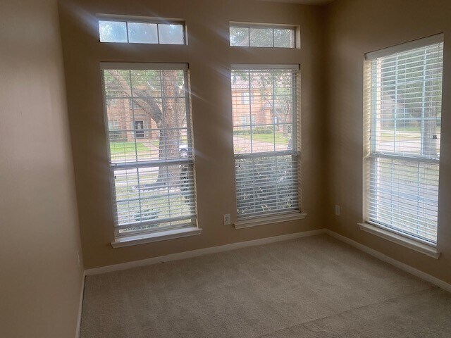 Photo - 3110 Aspen Hollow Ln