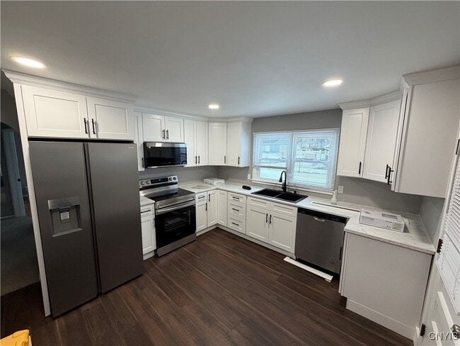 Photo - 501 Rockhaven Rd