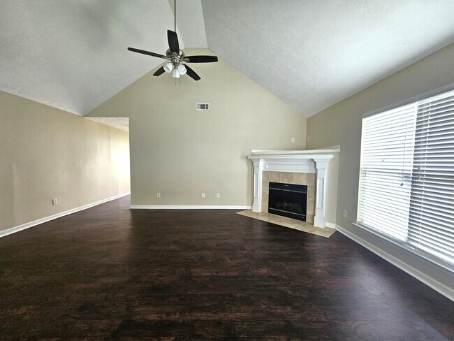 770 Michelle Ct