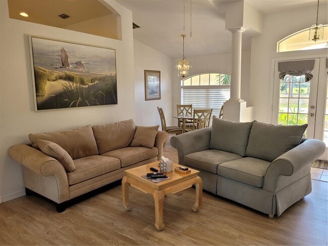 Photo - 72 Long Meadow Ct