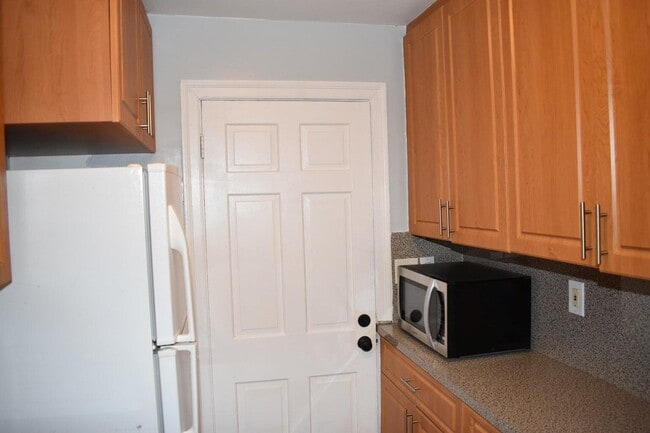 Photo - 940 Bignonia Rd
