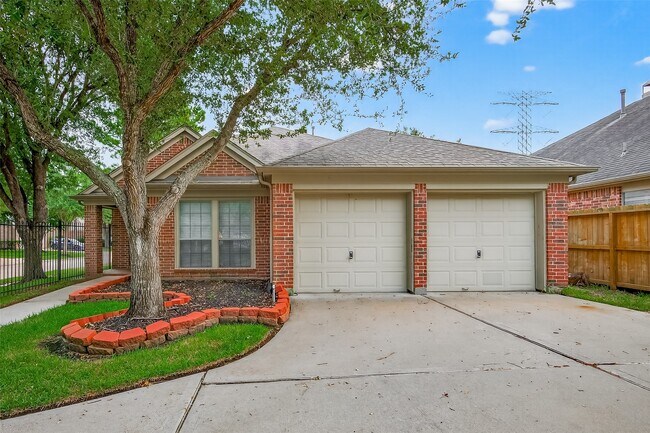 Building Photo - 17603 Burkhart Ridge Dr Rental