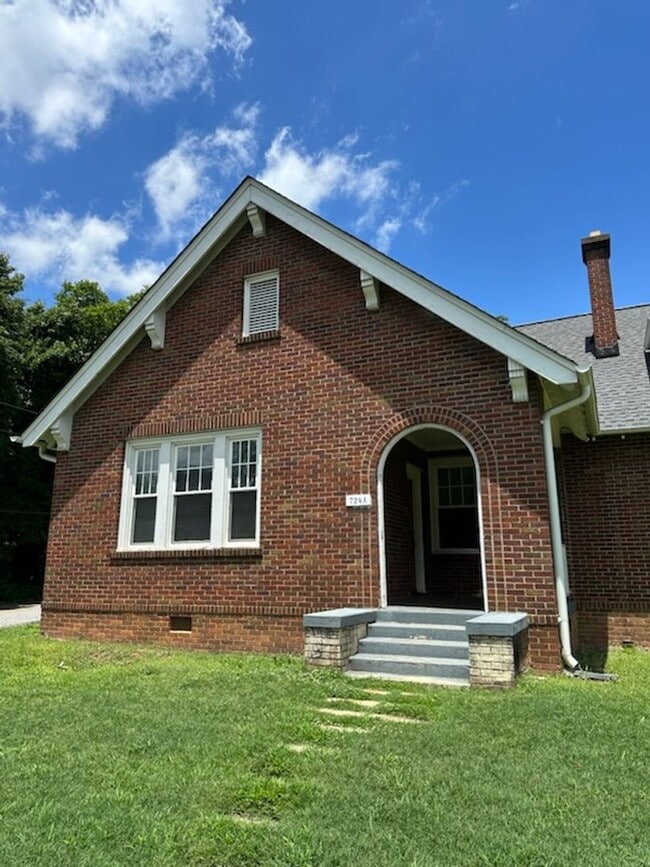 Photo - Whitner Unidad 724A