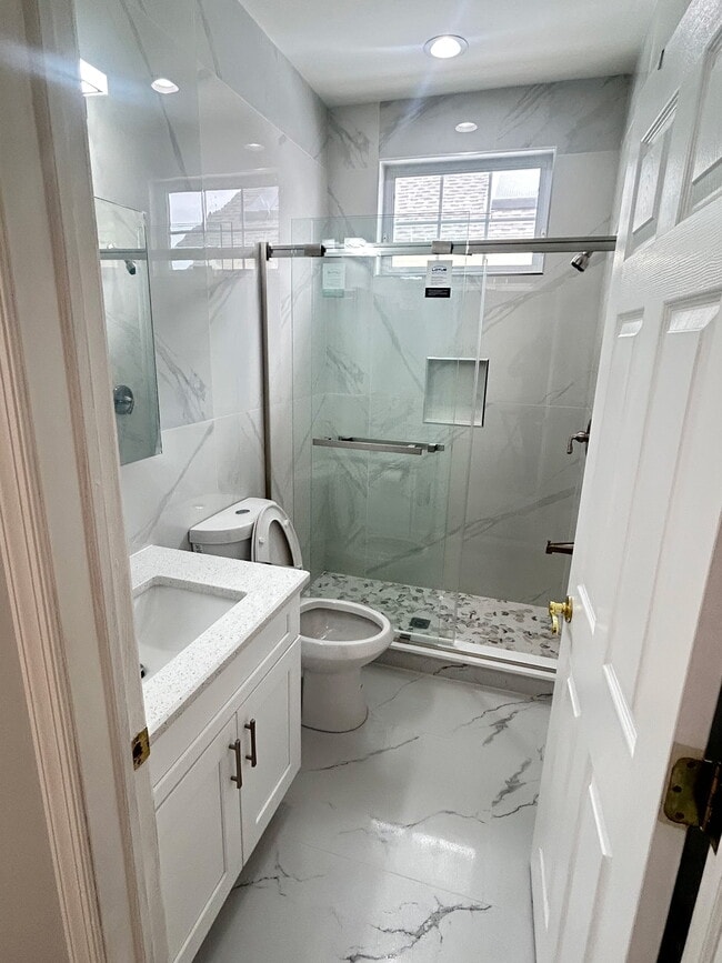 Photo - 14 Crystal Dr