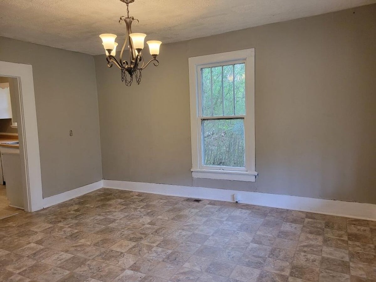 Photo - Cute 3/1 in Rossville, GA