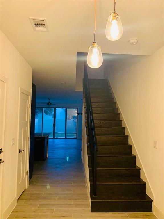 Photo - 502 Conservation Dr