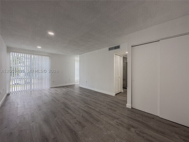 Photo - 17570 Atlantic Blvd Unit 210