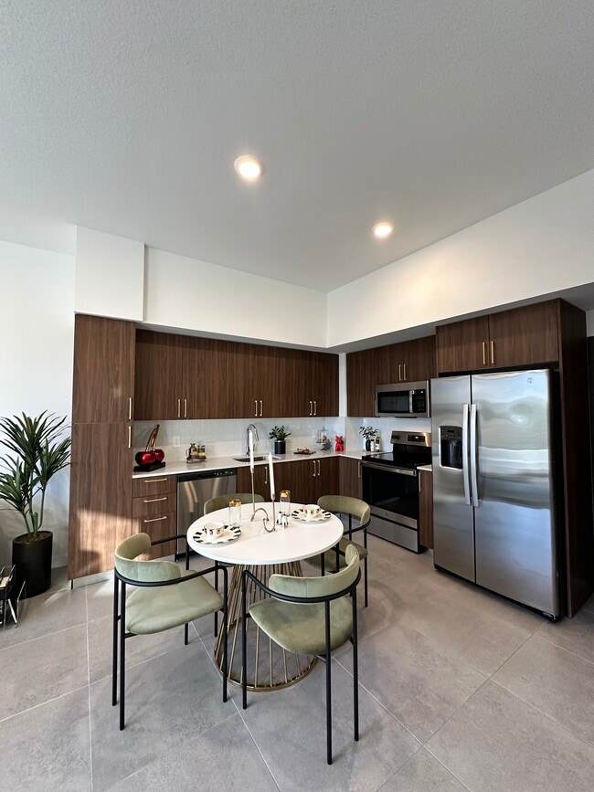 Photo - 2212 Dewey St Unidad A1