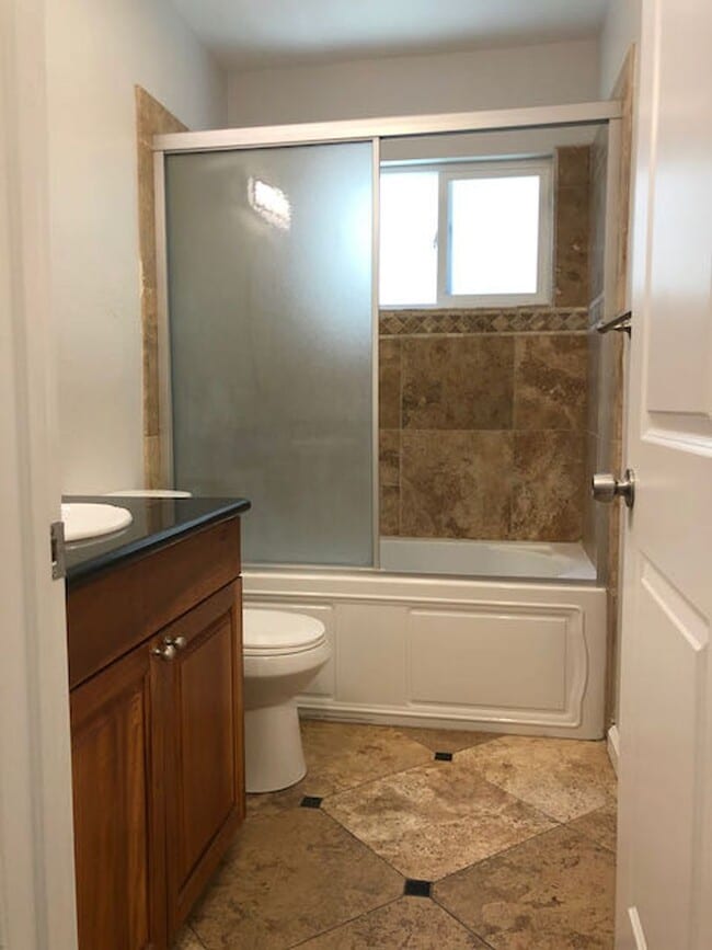 Photo - 1bed 1bath Apartment Unit 1525-A