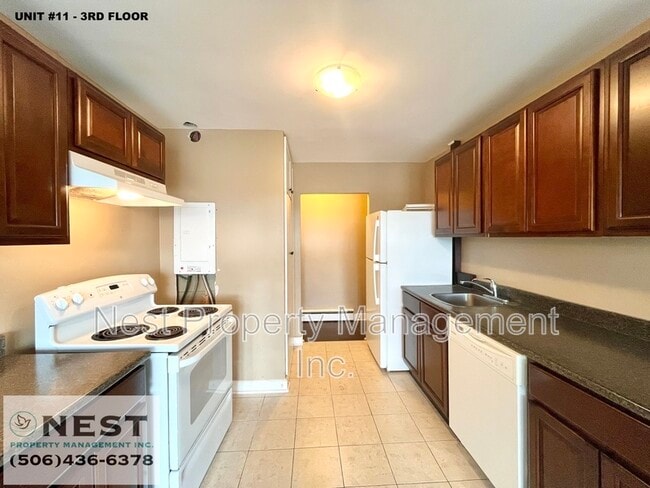 Building Photo - 227 West Ln