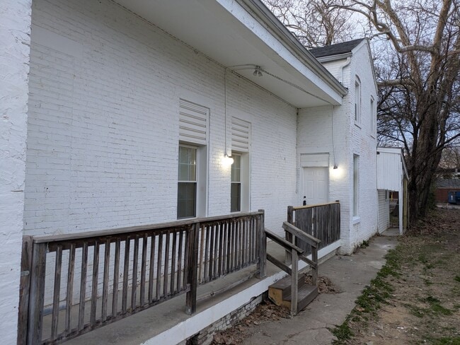 Photo - 2319 W Muhammad Ali Blvd