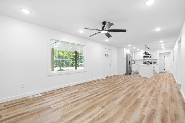 Photo - Fantastic Fully-Renovated Home in Kingston Springs on Almost 1 Acre!