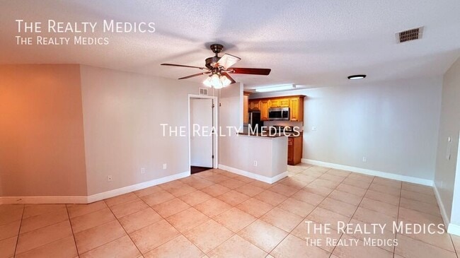 Photo - 712 Secret Harbor Ln