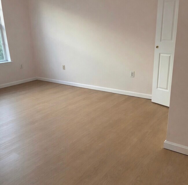 Photo - 5924 Founders Hill Dr Unit 302