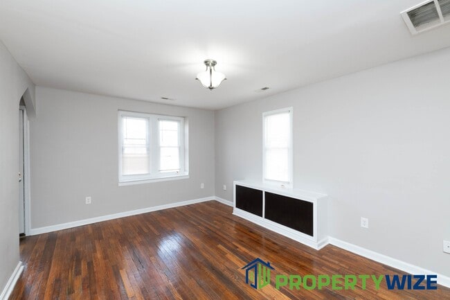 Photo - 4217 Chatham Rd
