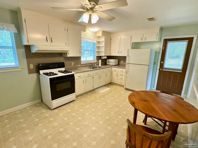 Photo - 1400 E Mallory St