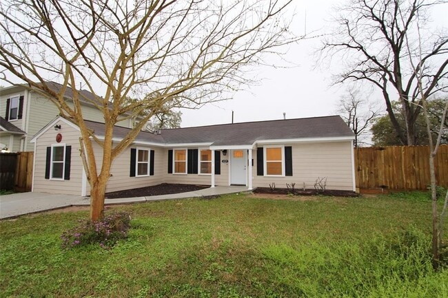 Building Photo - 6529 Schiller St