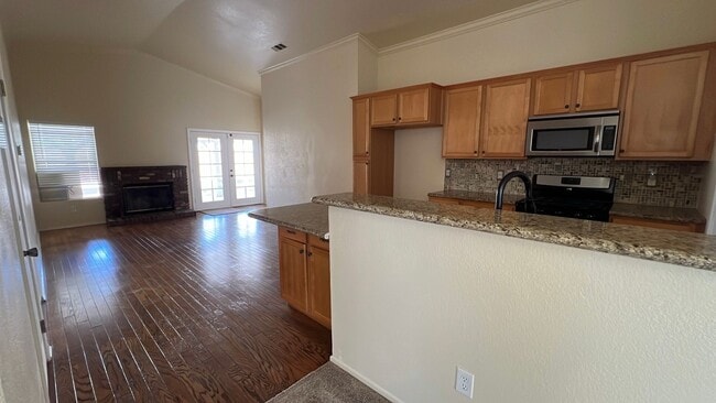 Photo - East Lancaster Home