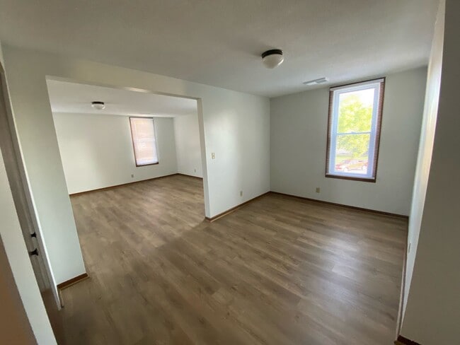 Photo - 32 Sycamore St Unit 32 1/2 Sycamore st