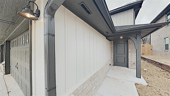 Photo - 4320 NE 119th St